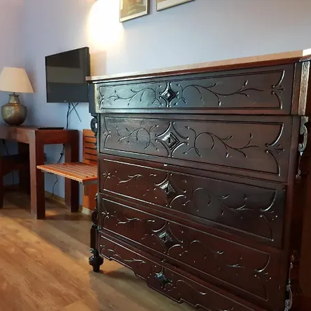 Villaro Del Bosc Otel