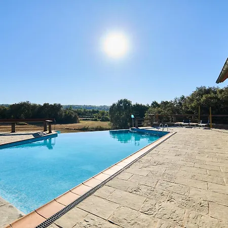 Lumia at Villaro Del Bosc Hotel 3*