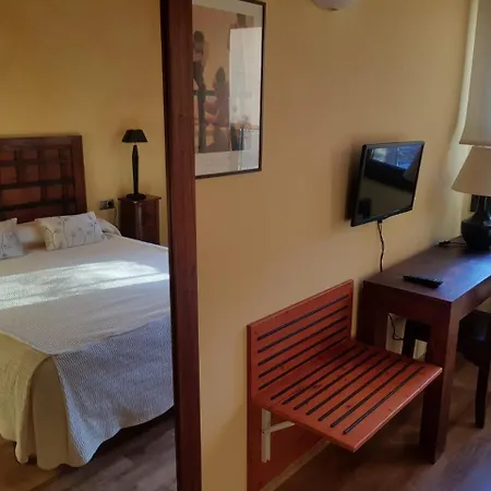 Lumia at Villaro Del Bosc Hotel 3* Freixinet
